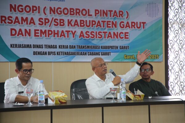 Disnakertrans Garut Gelar kegiatan Ngopi (Ngobrol Pintar) Bersama SP/SB Kabupaten Garut, Pemkab Garut Beri Dukungan